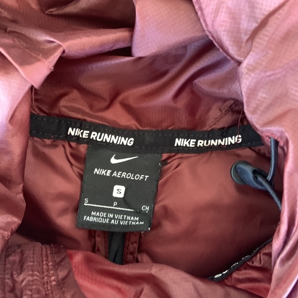 nike aeroloft repel light weight running jacket - Picture 6 of 10